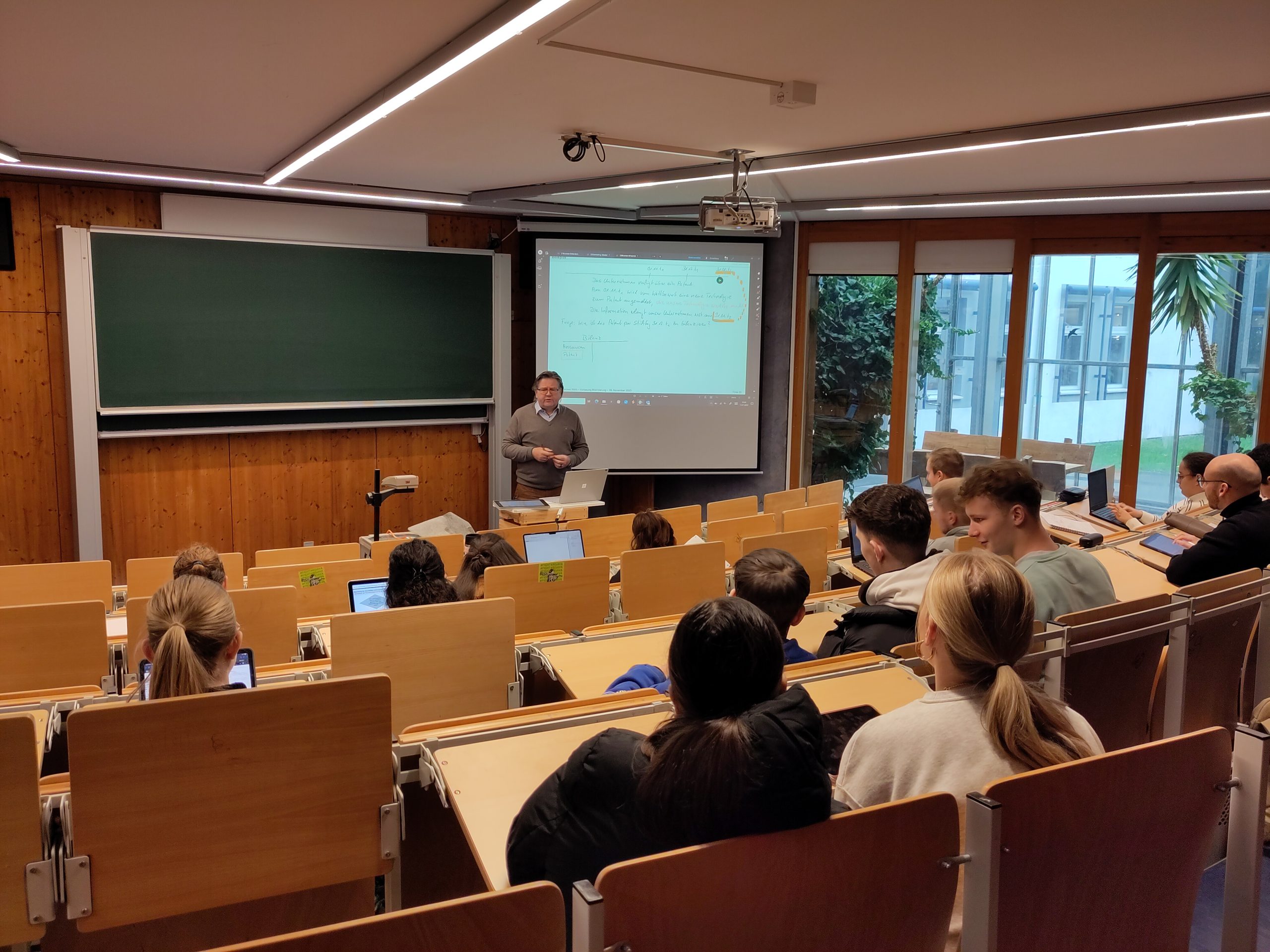 spannende-einblicke-ins-studium-berufsbildende-schule-idar-oberstein